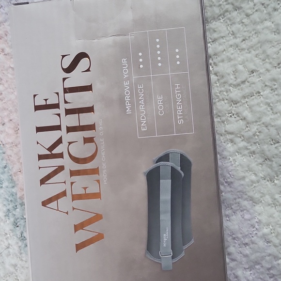 New Ankle Weights by Halle Berry - Picture 4 of 4